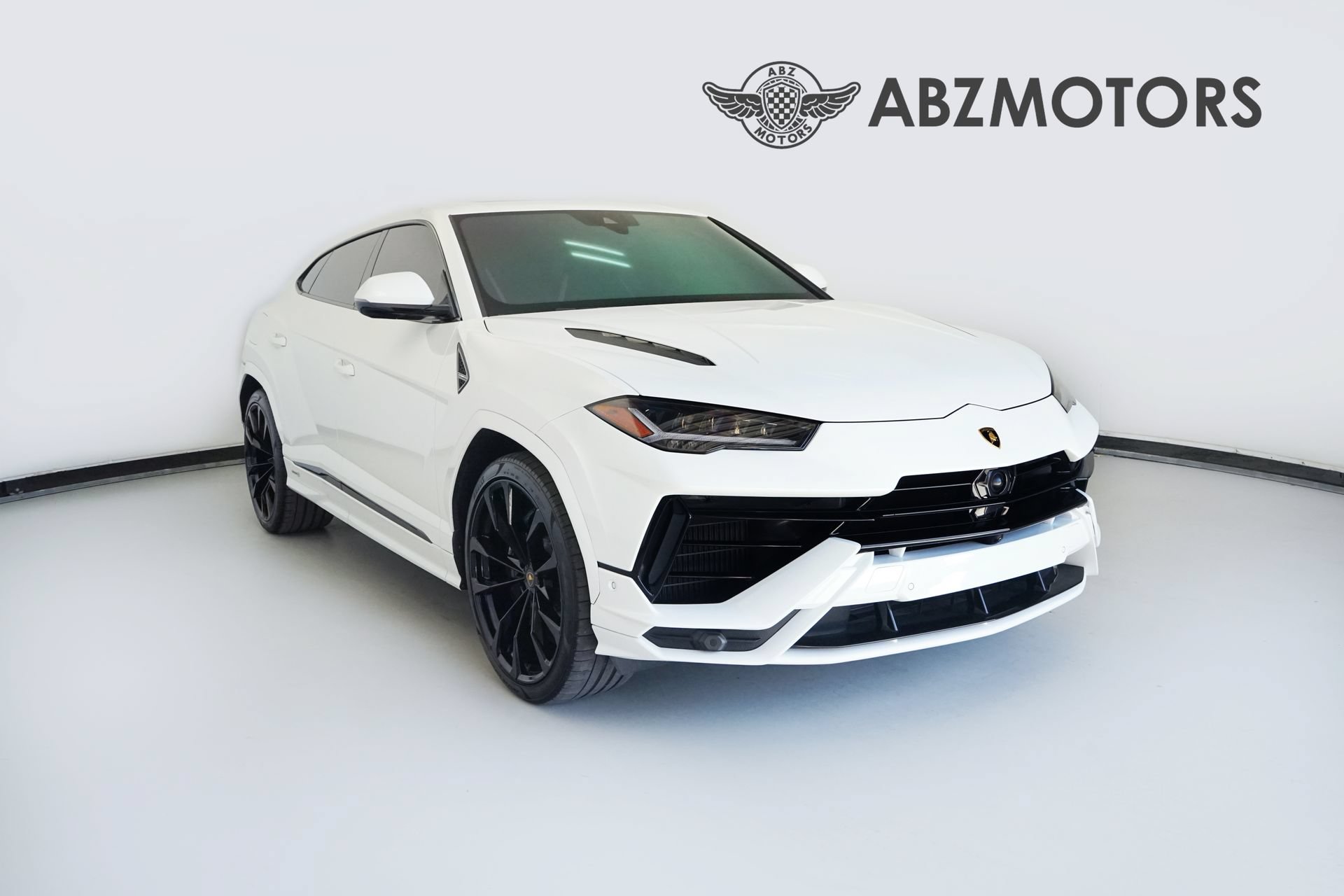 Used 2023 Lamborghini Urus S AWD/4WD image 1