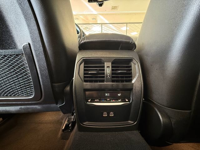 Used 2022 BMW 330i xDrive Sedan w/ Premium Package 2 image 22