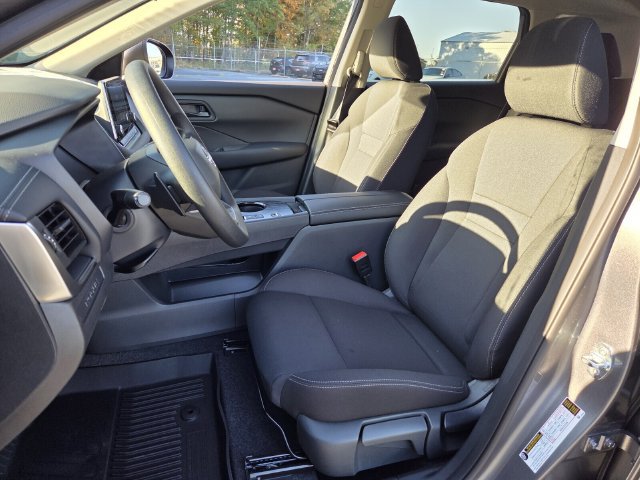 New 2027 Nissan Rogue S FWD image 9