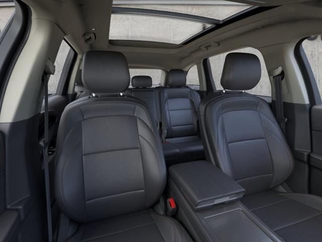 New 2026 Lincoln Nautilus Premier w/ Equipment Group 102A AWD/4WD image 10