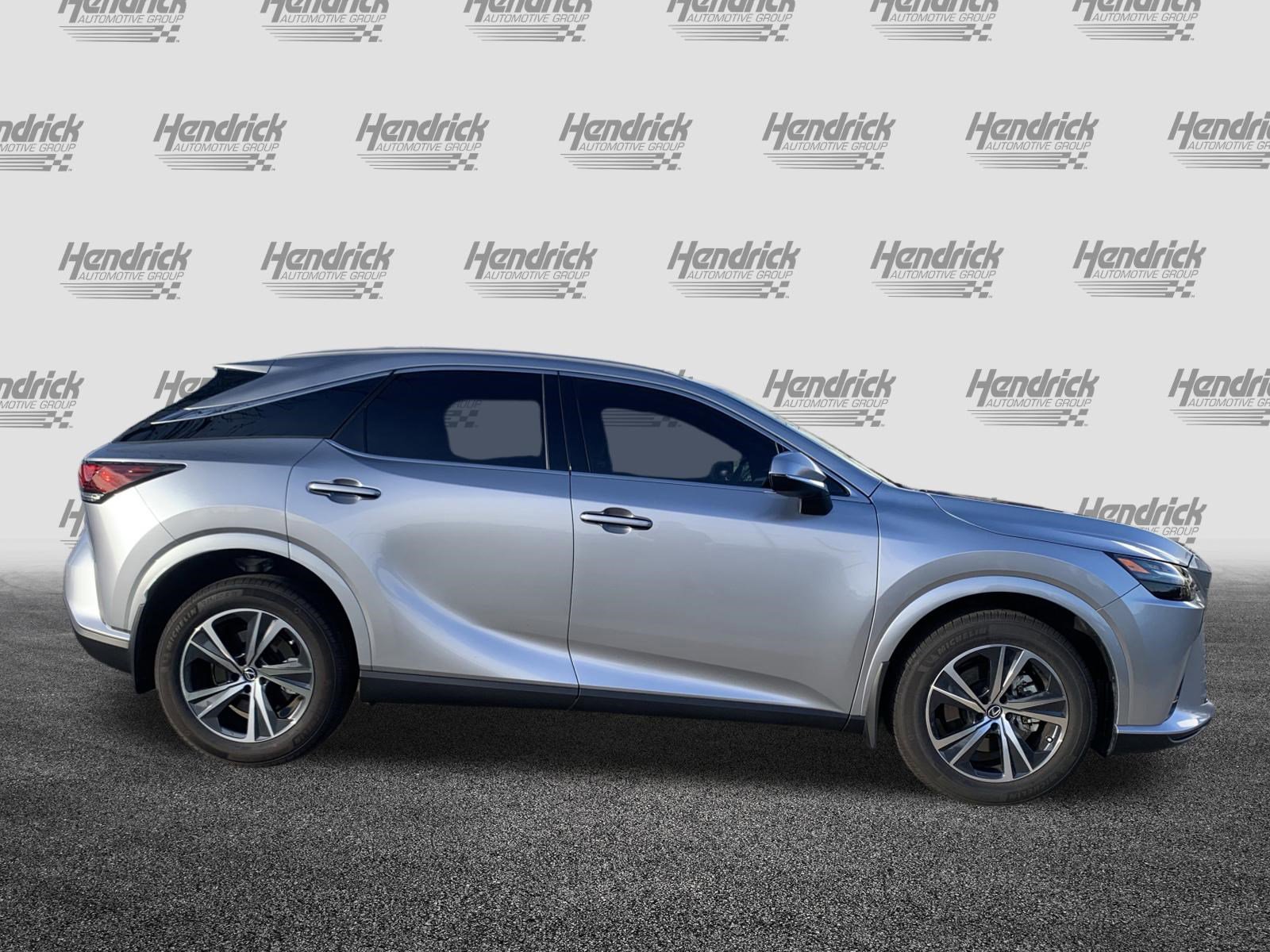 Used 2025 Lexus RX 350 Premium w/ Accessory Package image 11