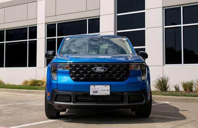 New 2026 Ford Maverick XLT w/ XLT Luxury Package AWD/4WD image 3