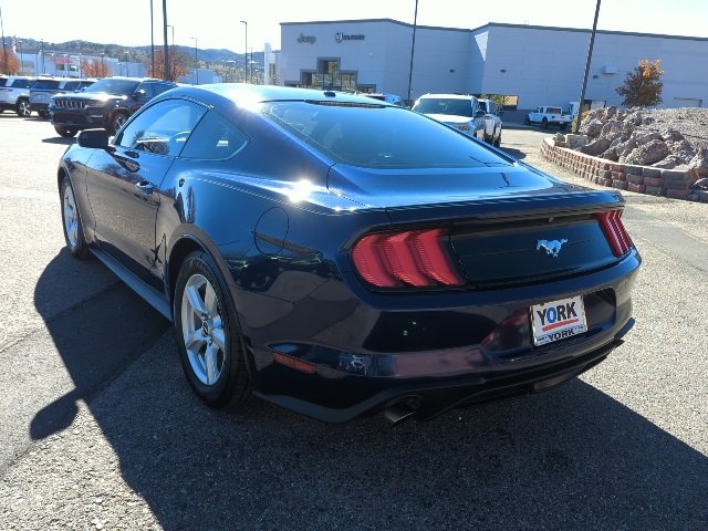 Used 2019 Ford Mustang Coupe image 6