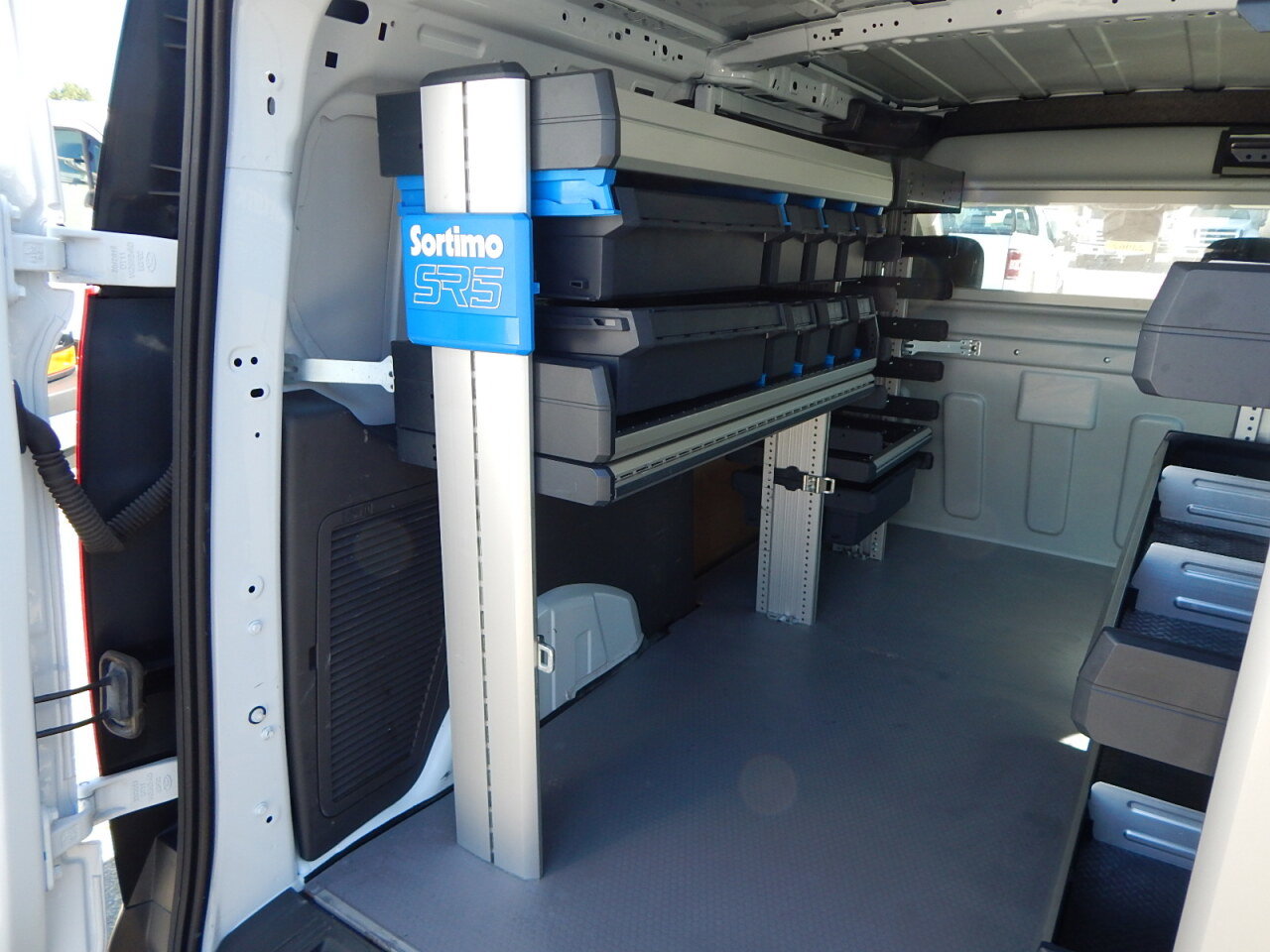 Used 2021 Ford Transit Connect XL image 14