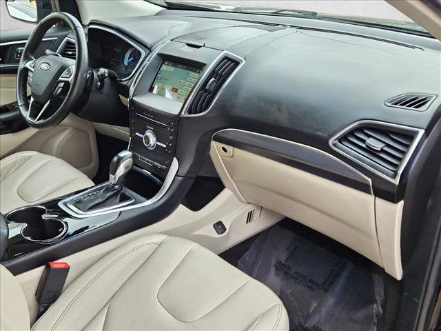 Used 2018 Ford Edge Titanium w/ Technology Package image 21