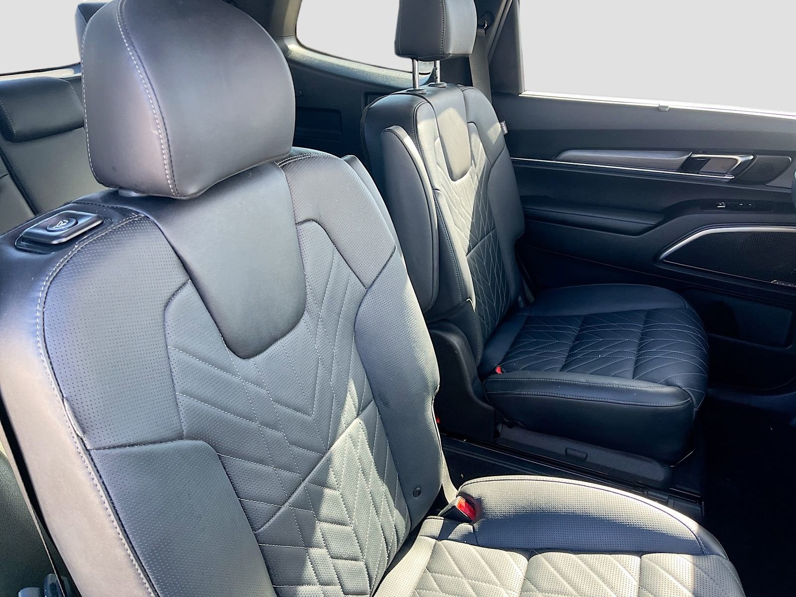 Used 2023 Kia Telluride SX Prestige X-Pro AWD/4WD image 30