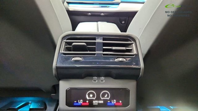 Used 2026 BMW i5 eDrive40 image 52