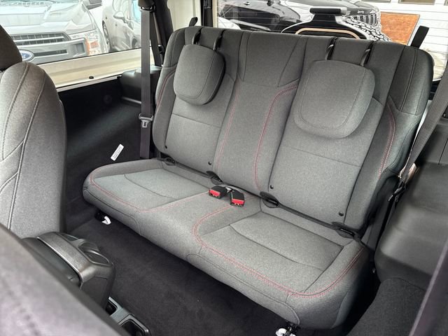 New 2025 Jeep Wrangler Rubicon w/ Convenience Group AWD/4WD image 13