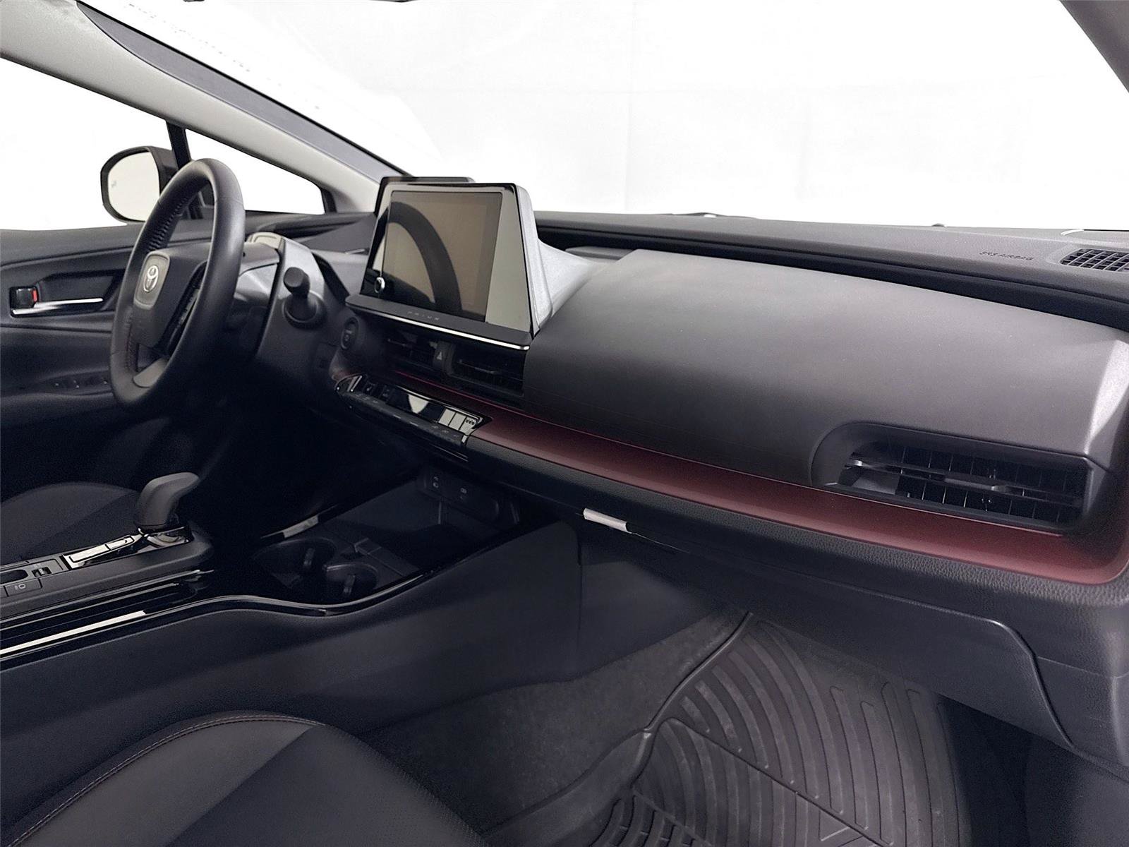 Certified 2025 Toyota Prius Plug-In Hybrid FWD image 41