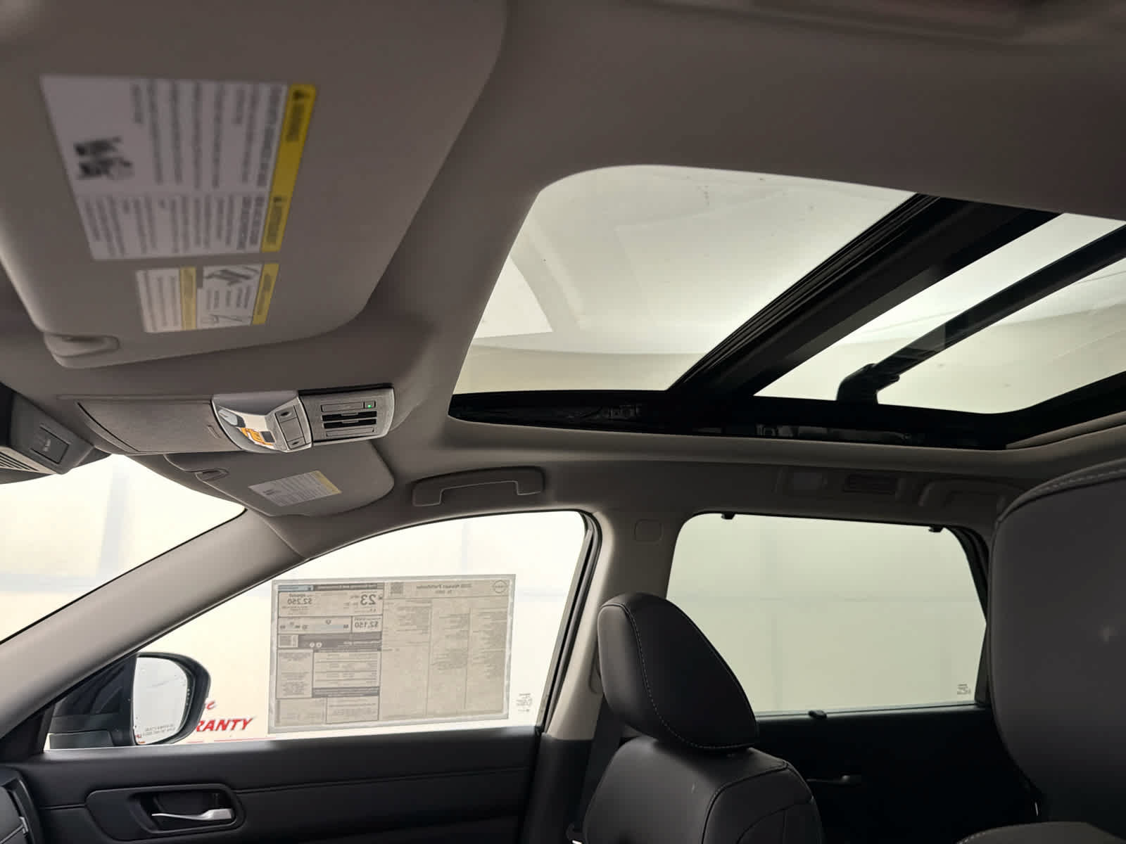 New 2026 Nissan Pathfinder SL w/ SL Premium Package FWD image 15