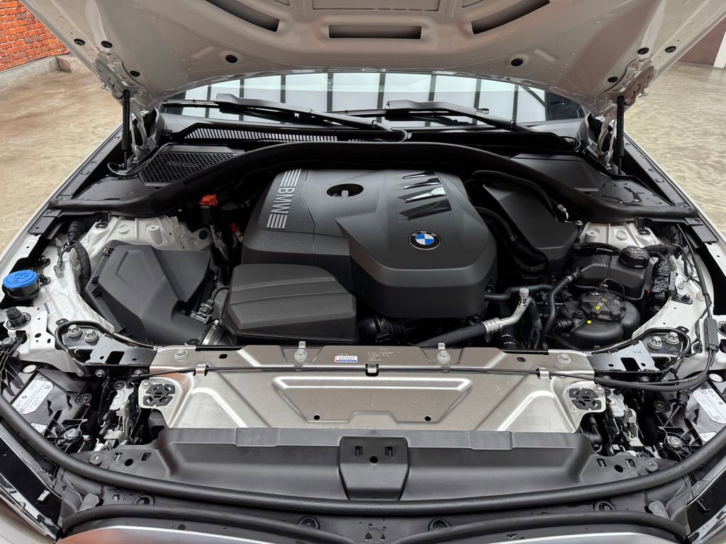 New 2026 BMW 330i xDrive Sedan w/ Convenience Package AWD/4WD image 28