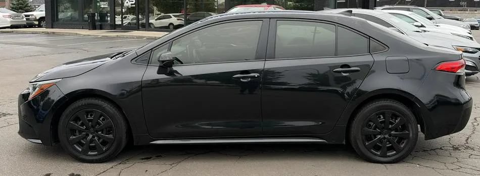 Used 2021 Toyota Corolla LE FWD image 7