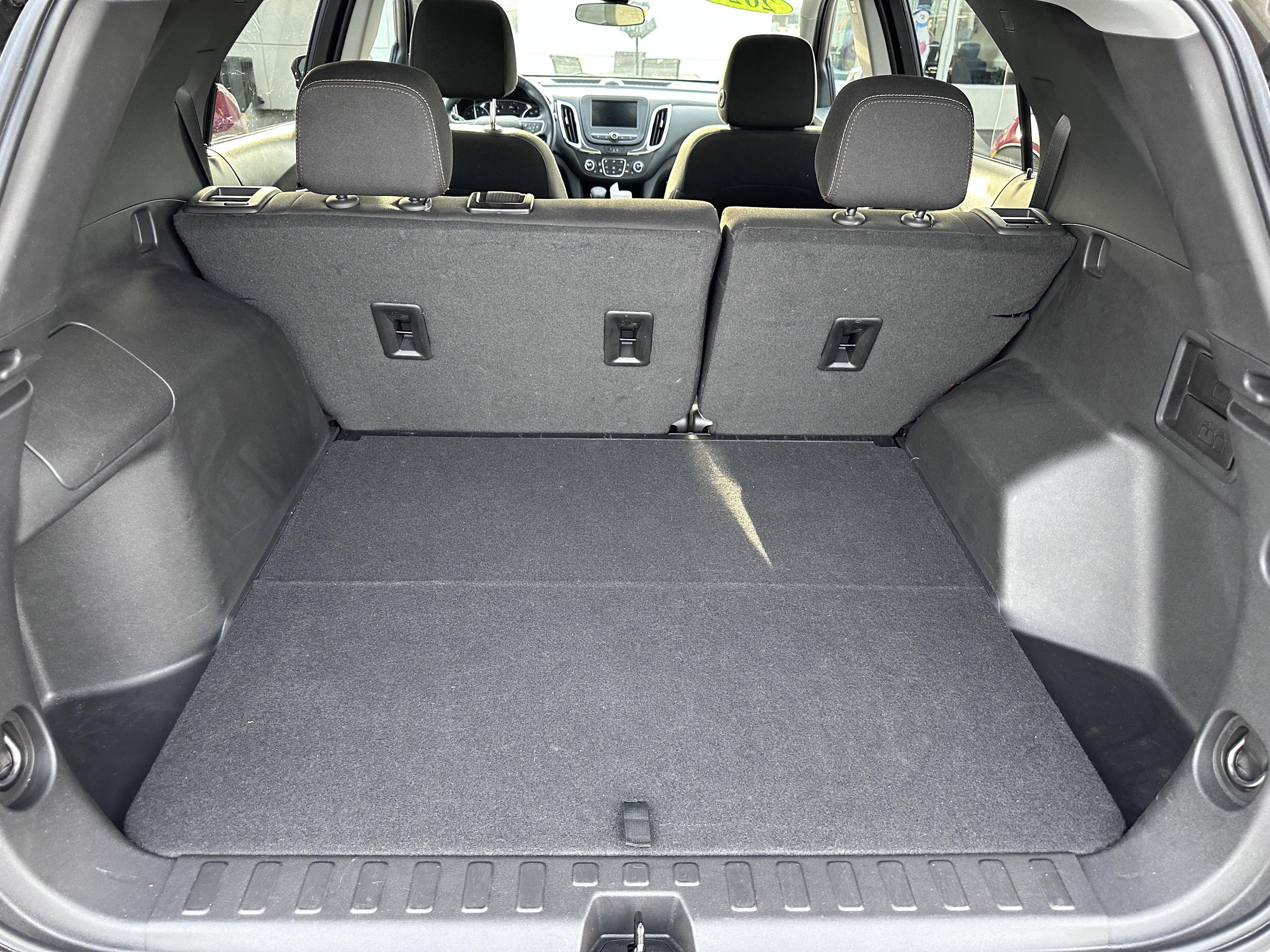 Used 2024 Chevrolet Equinox LT image 11