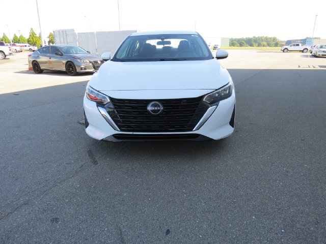 Used 2024 Nissan Sentra SV FWD image 7