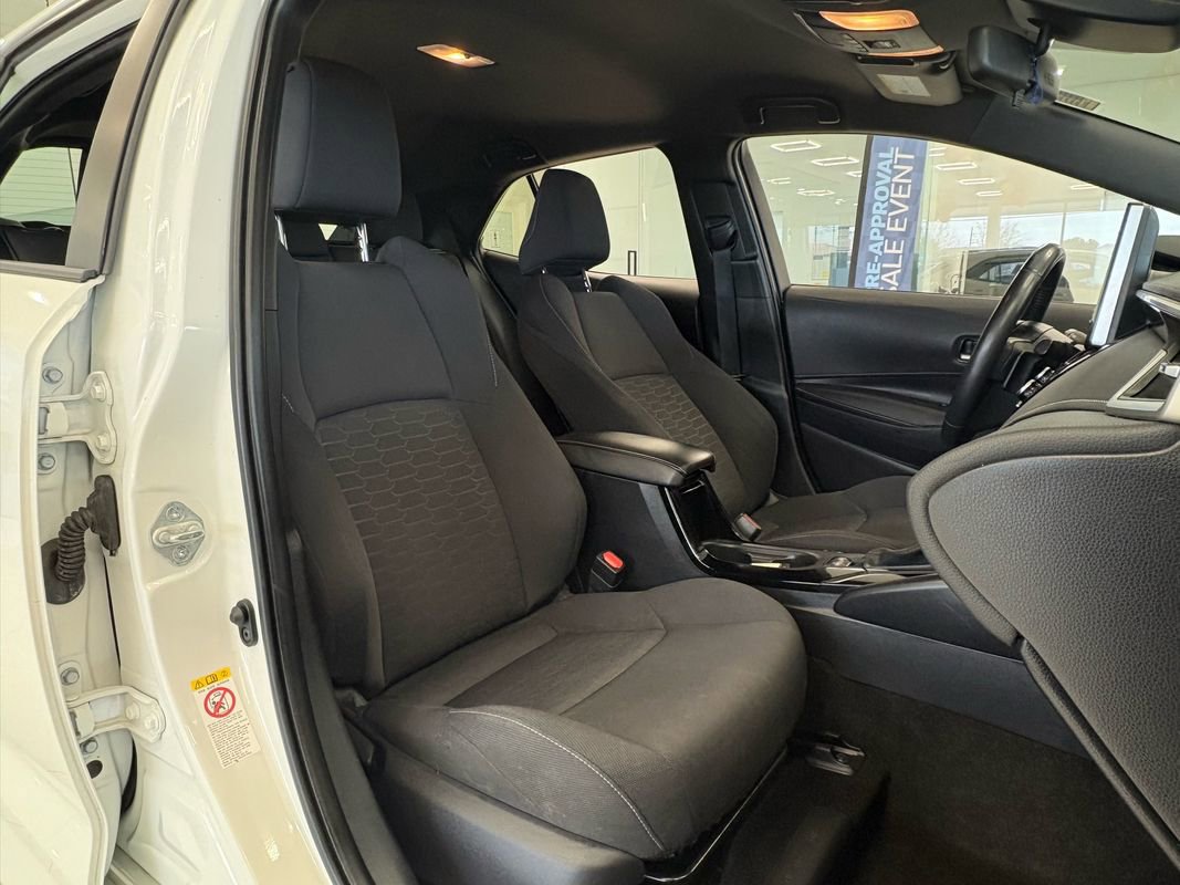 Used 2020 Toyota Corolla SE image 22
