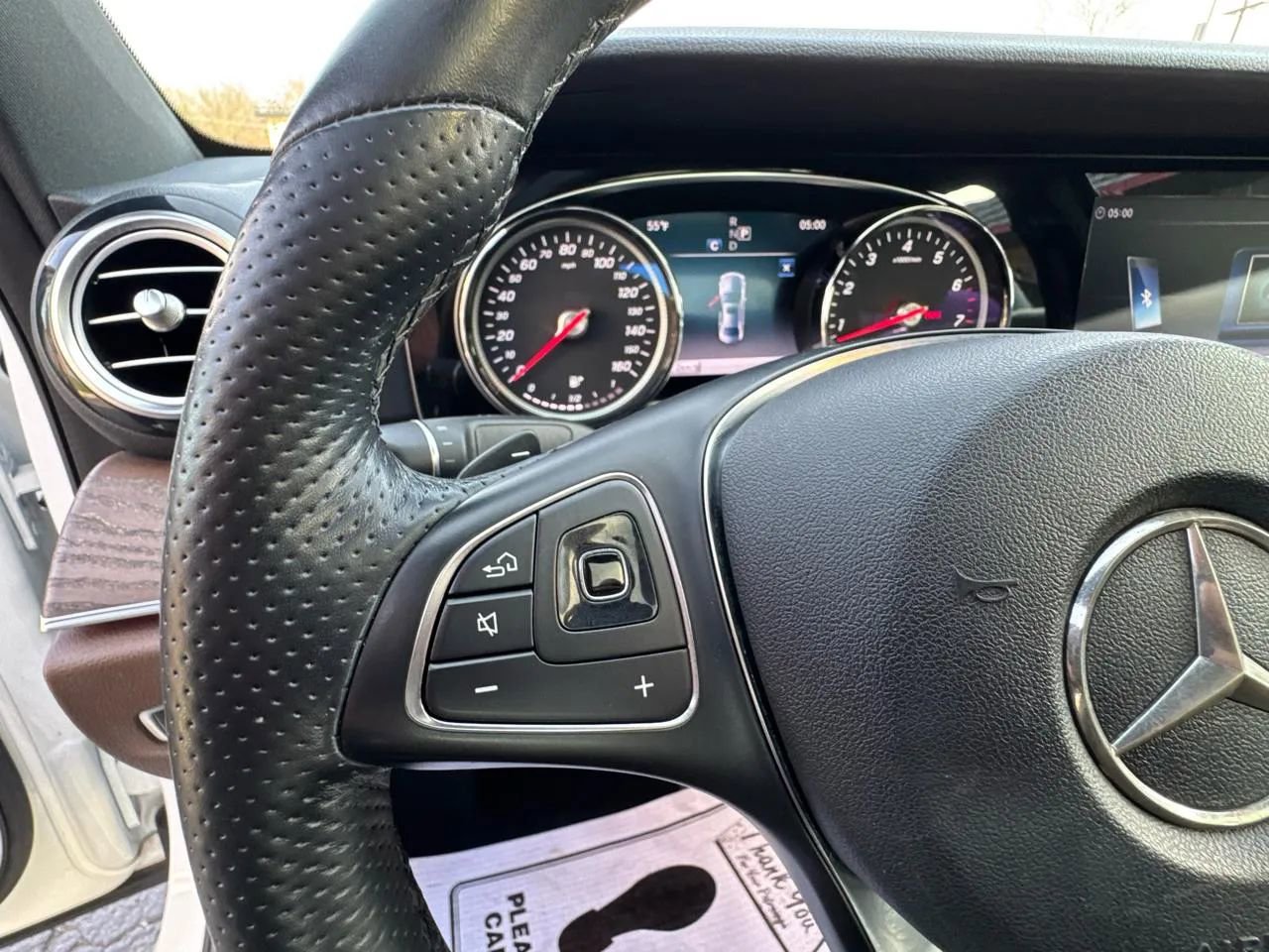Used 2018 Mercedes-Benz E 300 image 22
