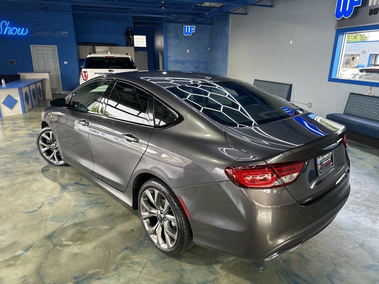 Used 2016 Chrysler 200 S w/ Comfort Group image 3