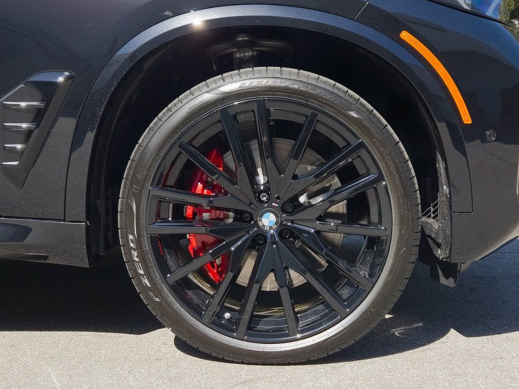 New 2026 BMW X5 M60i w/ Climate Comfort Package image 9