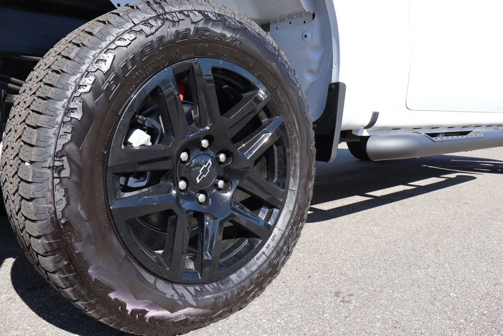 Used 2025 Chevrolet Silverado 1500 Custom Trail Boss w/ Turbomax Blackout Package image 37