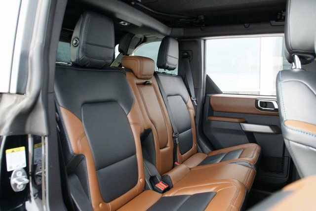 Used 2023 Ford Bronco Outer Banks image 36