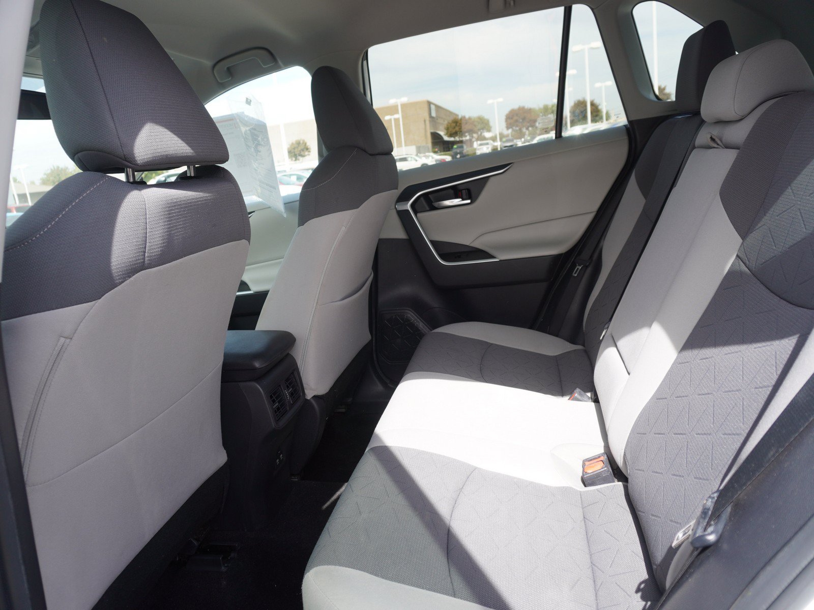 Used 2020 Toyota RAV4 XLE w/ All Weather Liner Package FWD image 13