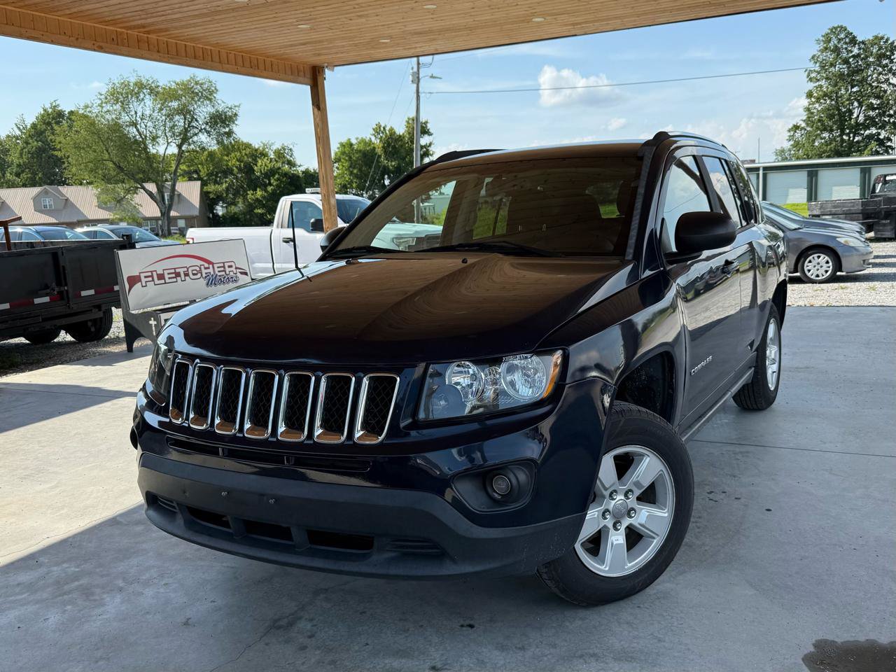Used 2014 Jeep Compass Sport w/ Power Value Group FWD image 3