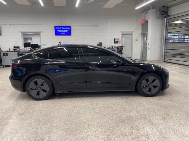 Used 2022 Tesla Model 3 Long Range AWD/4WD image 4