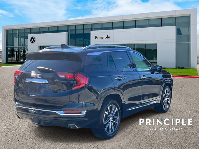 Used 2020 GMC Terrain Denali w/ Denali Premium Package image 4