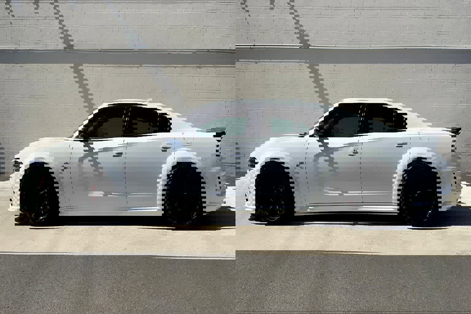 Used 2020 Dodge Charger SRT Hellcat w/ Harman/Kardon Audio Group image 4