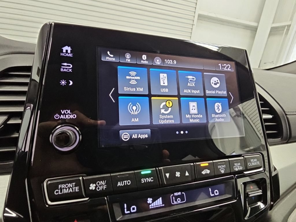 Used 2018 Honda Odyssey EX-L image 17