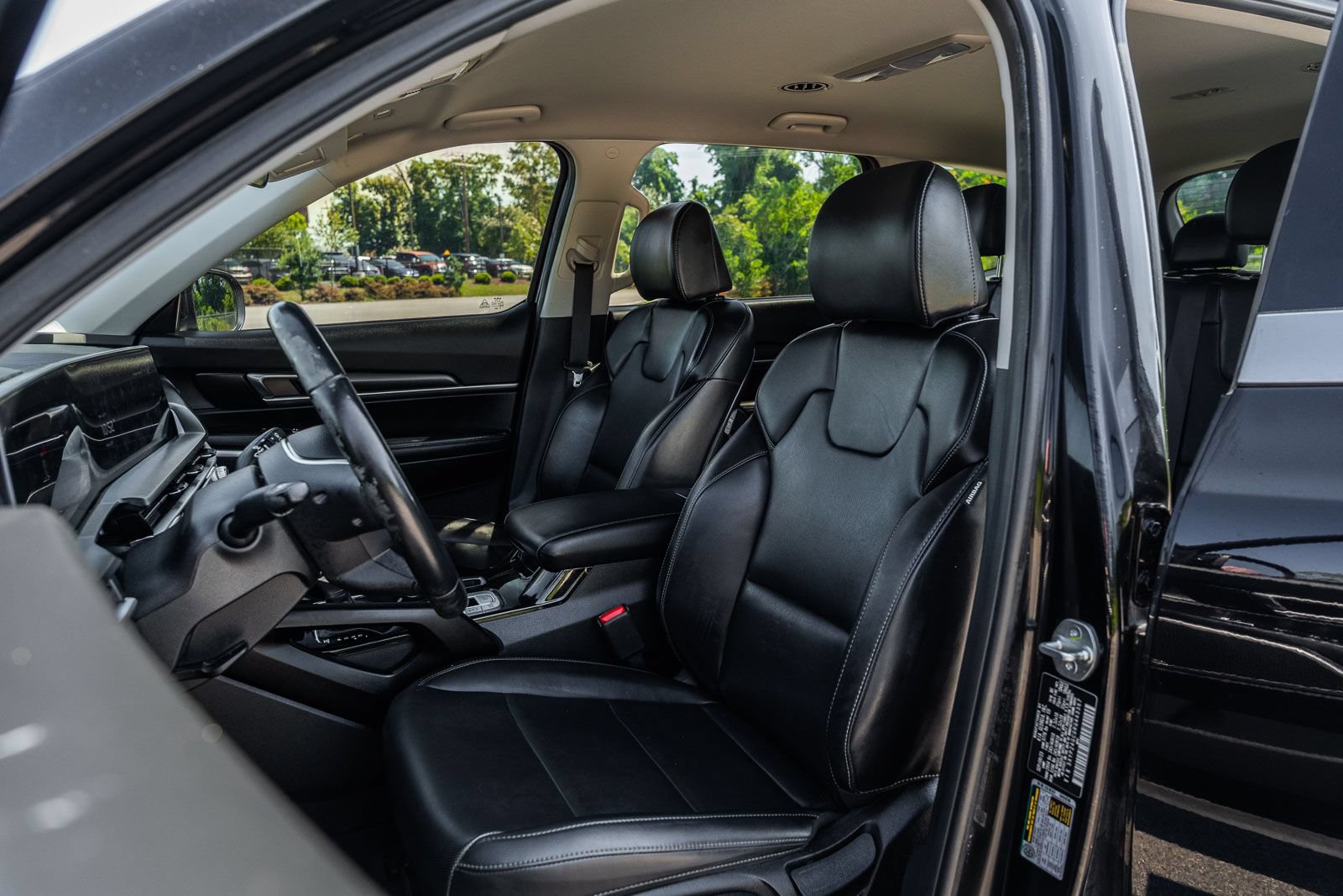 Used 2024 Kia Telluride LX FWD image 20