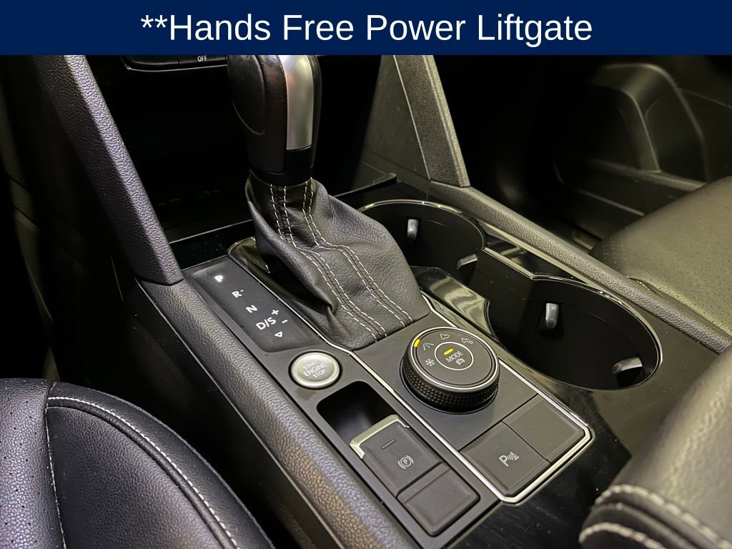 Certified 2023 Volkswagen Atlas SE w/ Panoramic Sunroof Package AWD/4WD image 15