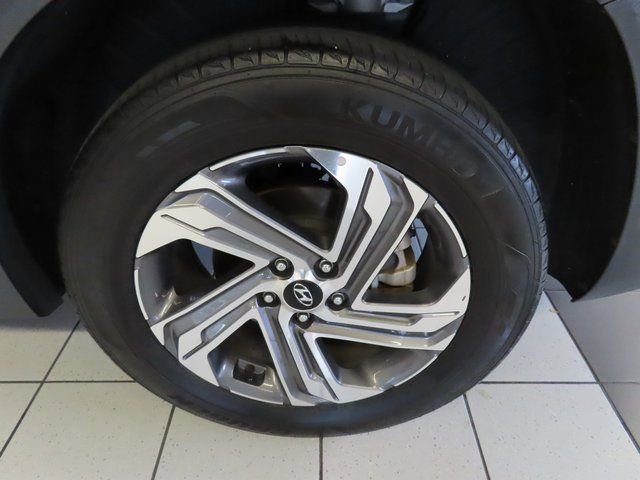 Used 2023 Hyundai Santa Fe SEL image 16