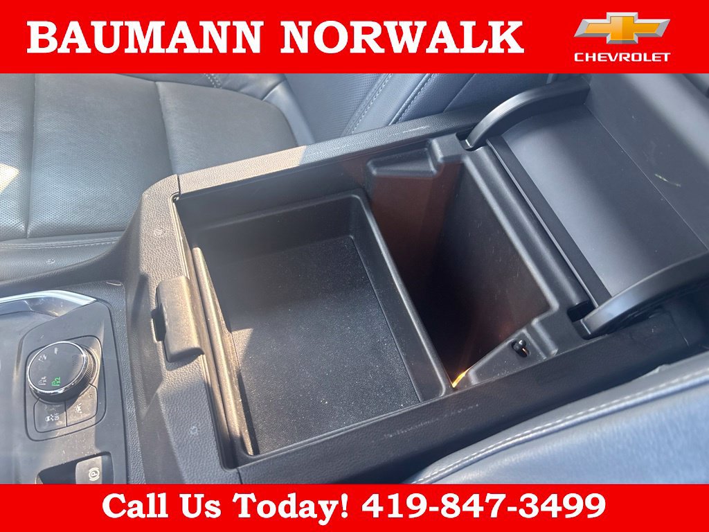 Used 2018 Chevrolet Traverse Premier w/ LPO, 'HIT The Road' Package AWD/4WD image 19