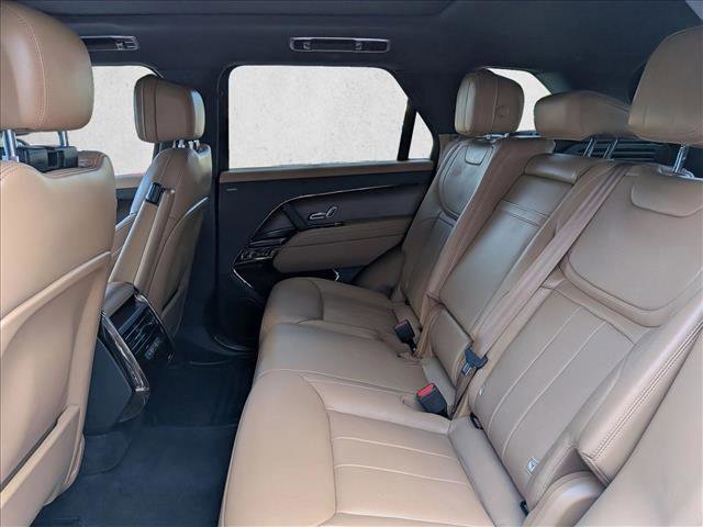 Used 2023 Land Rover Range Rover Sport SE AWD/4WD image 13
