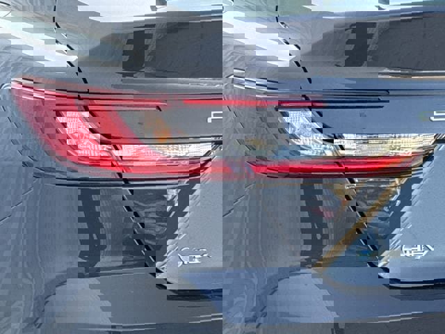 Used 2026 Toyota Camry LE w/ Convenience Package image 6