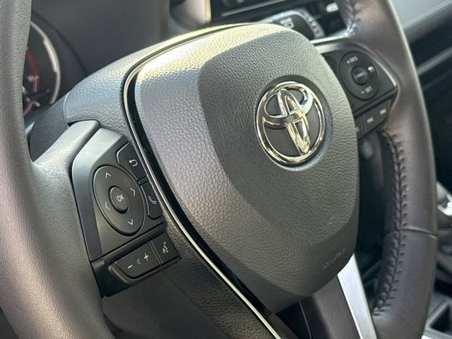 Used 2025 Toyota RAV4 XLE Premium FWD image 29