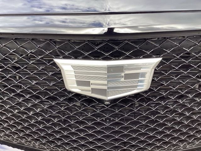 Used 2023 Cadillac Escalade ESV Sport Platinum w/ LPO, ONYX Package image 32