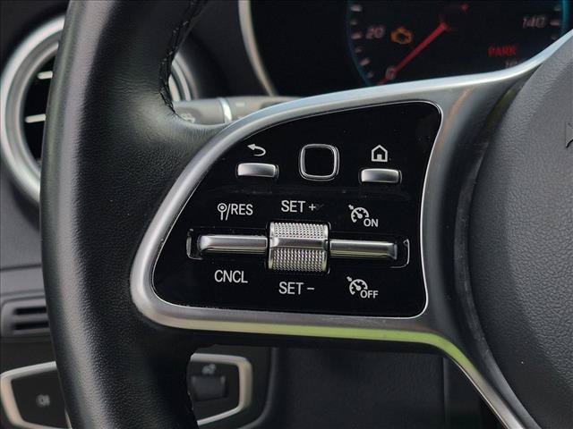 Used 2021 Mercedes-Benz GLC 300 4MATIC image 10