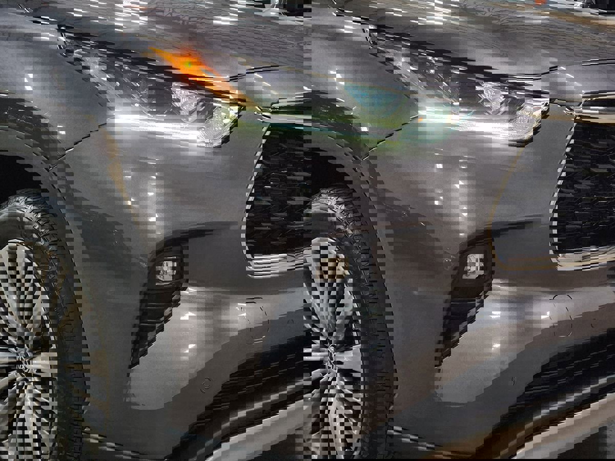 Used 2022 Toyota Highlander Platinum image 14