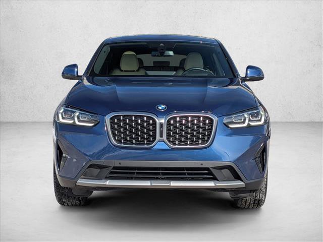 Certified 2023 BMW X4 xDrive30i w/ Premium Package image 2