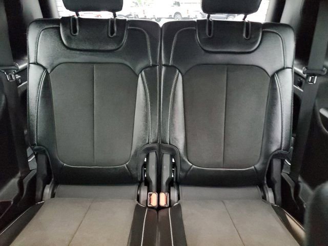Used 2023 Jeep Grand Cherokee L Laredo RWD image 14