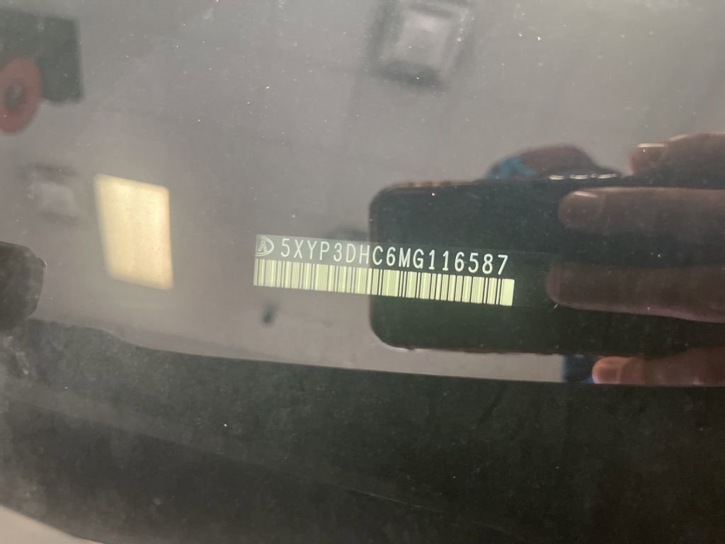 Used 2021 Kia Telluride EX w/ Towing Package image 6