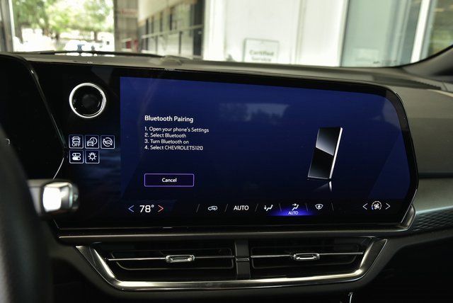 Used 2025 Chevrolet Equinox EV LT image 31