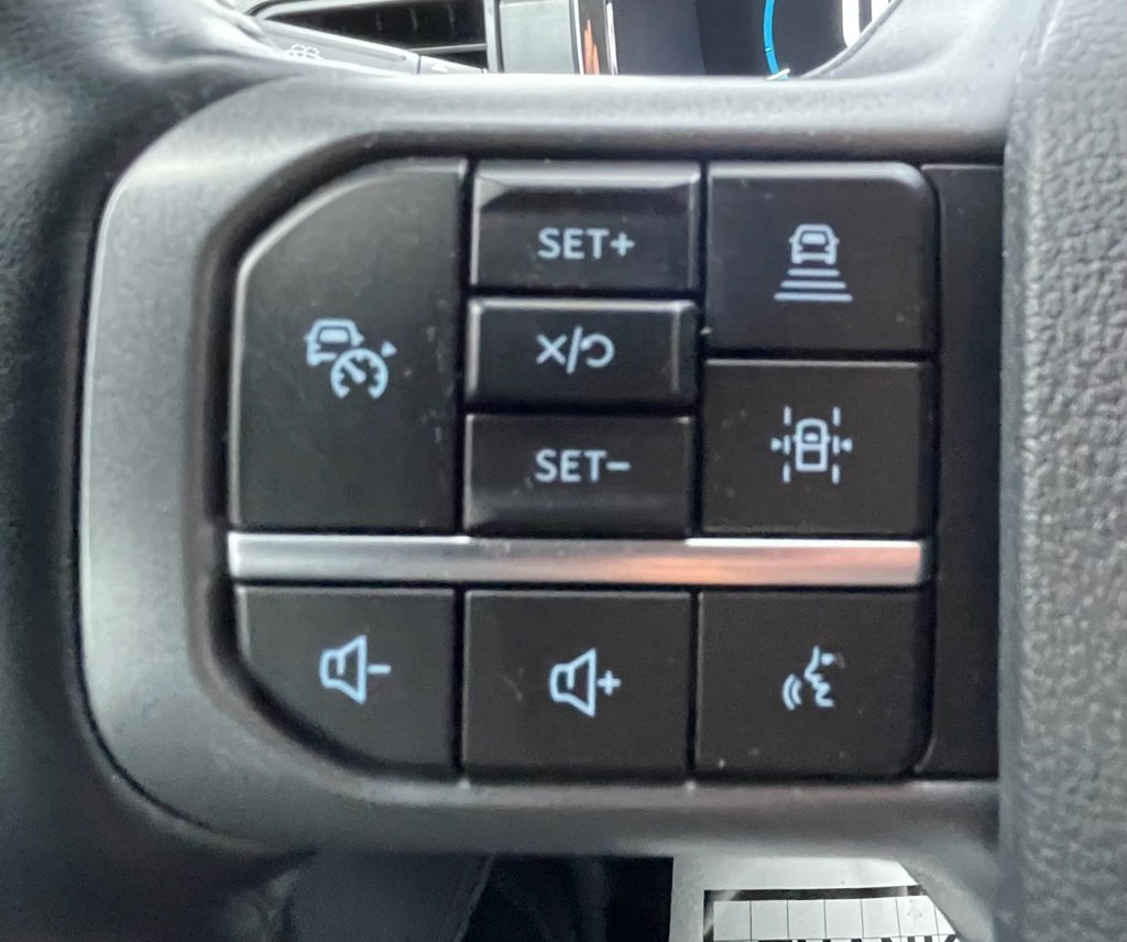 Used 2021 Ford F150 Lariat w/ Tow Technology Package image 18