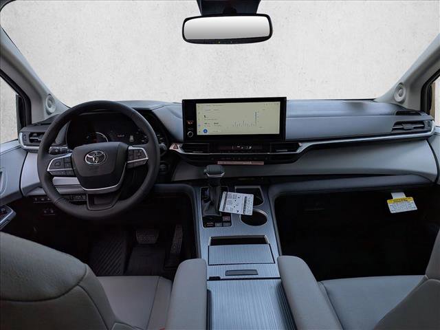 New 2026 Toyota Sienna XLE image 14