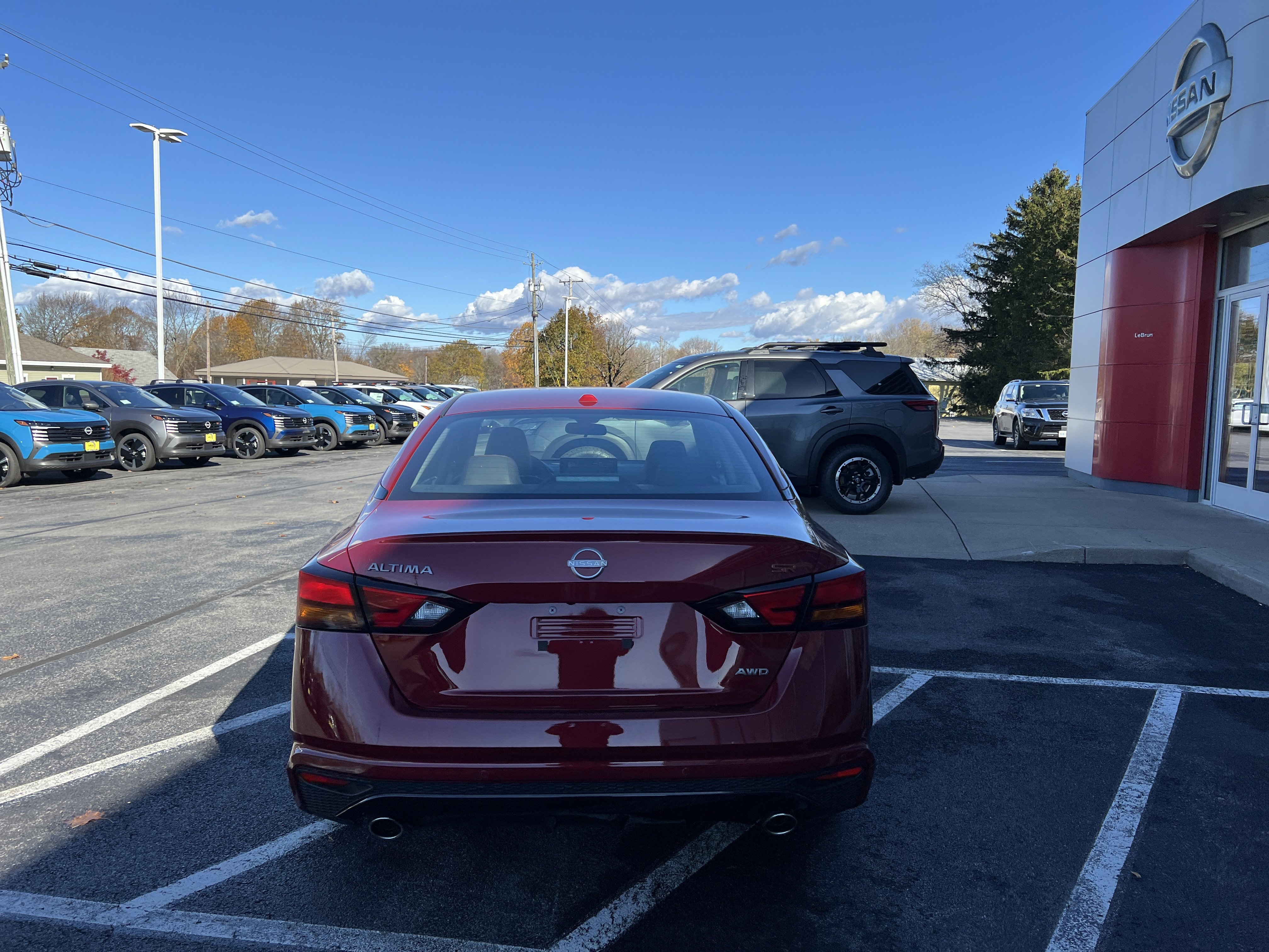 New 2025 Nissan Altima 2.5 SR w/ SR Premium Package image 7