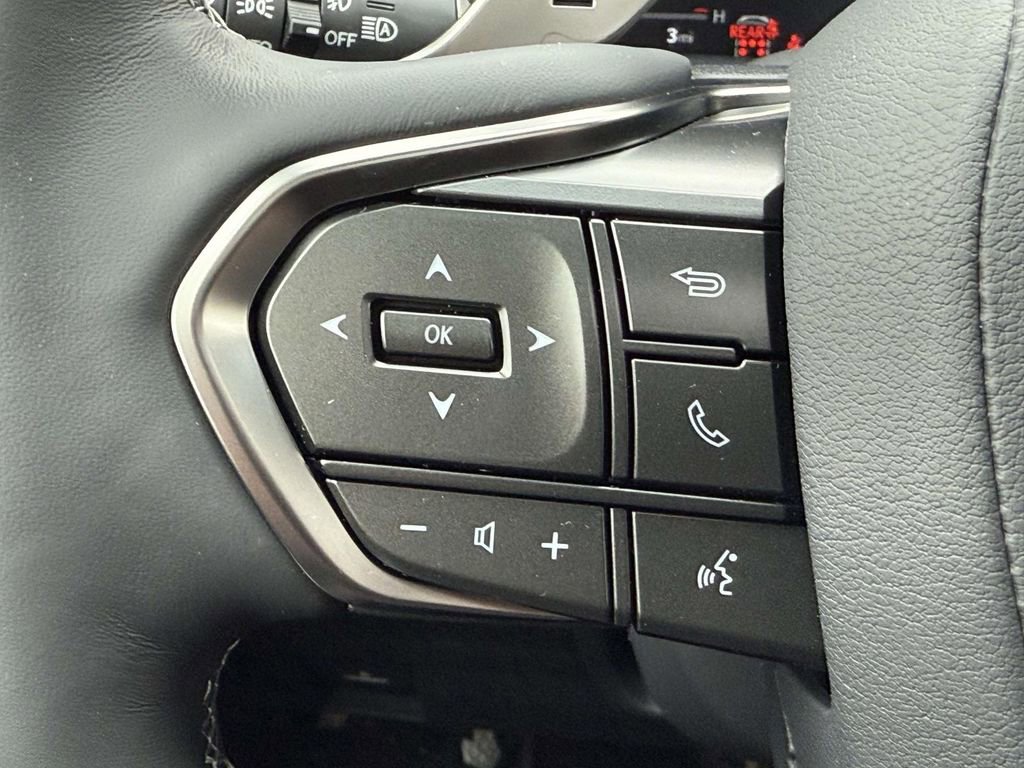 New 2026 Lexus LX 600 4WD w/ Luxury Package image 18