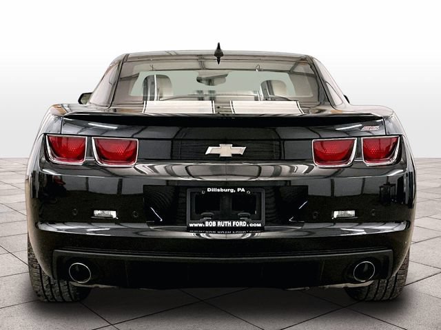 Used 2010 Chevrolet Camaro SS w/ RS Package RWD image 4