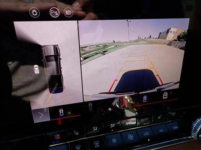 Used 2023 GMC Canyon AT4 w/ LPO, Sports Bar Package image 22